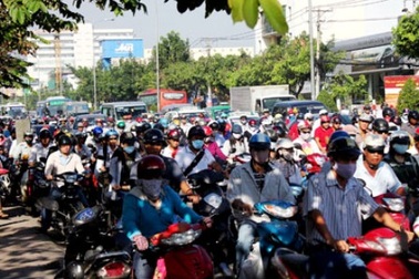 TPHCM: Những điểm “nóng” kẹt xe, tai nạn, sĩ tử cần chú ý