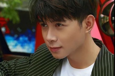 Soái ca màn bạc Bùi Anh Tú: "Có ngoại hình chưa chắc đã thành công!"