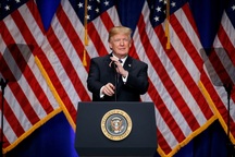 Ông Trump tính chi 716 tỷ USD cho ngân sách quốc phòng năm 2019