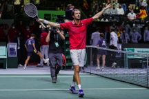 Medvedev chơi ấn tượng, Nga tiến vào chung kết Davis Cup 2021