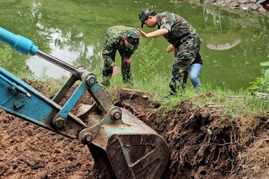Hạ mực nước hồ, mở rộng tìm hài cốt liệt sĩ ở Công viên Lê Thị Riêng