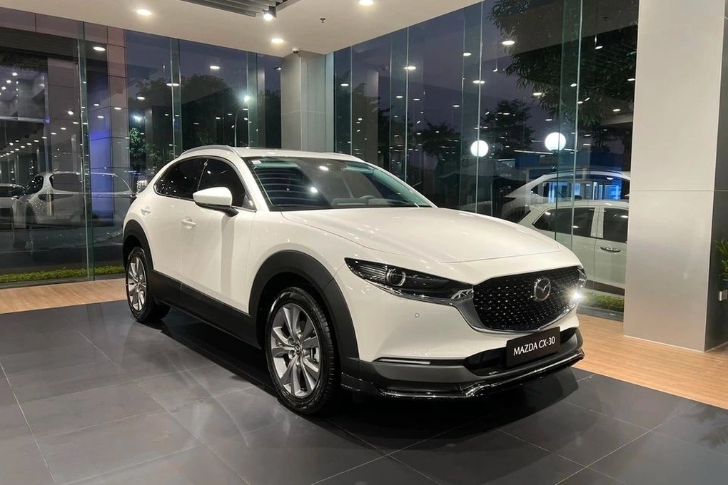 CX-5, Tucson và loạt xe tăng giá cuối năm: Có mẫu đắt thêm 90 triệu đồng - 1