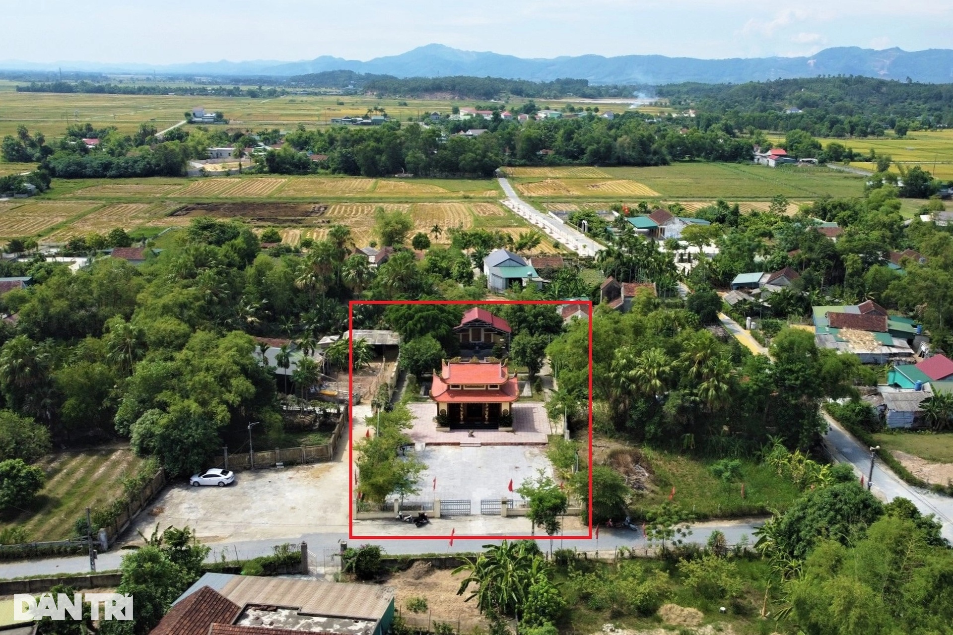 Lớp học đặc biệt và quả bom của tội ác 56 năm trước - 1 Lớp học đặc biệt và quả bom của tội ác 56 năm trước - 1