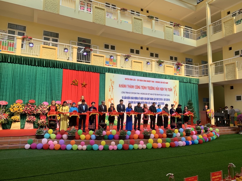 TKV đóng góp lớn cho tăng trưởng kinh tế và an sinh xã hội các địa phương - 1 TKV đóng góp lớn cho tăng trưởng kinh tế và an sinh xã hội các địa phương - 1