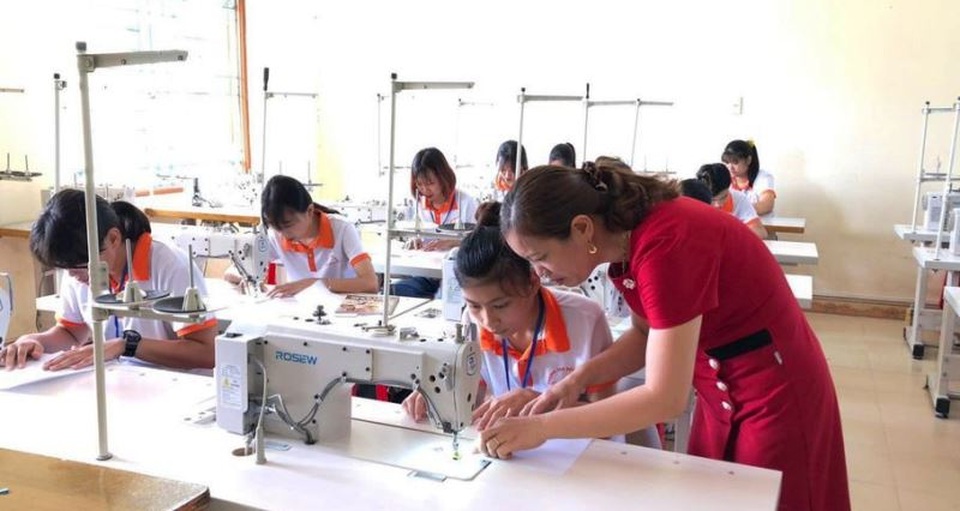 Thái Bình đặt mục tiêu mỗi năm tạo việc làm mới cho khoảng 34.500 lao động - 2 Thái Bình đặt mục tiêu mỗi năm tạo việc làm mới cho khoảng 34.500 lao động - 2