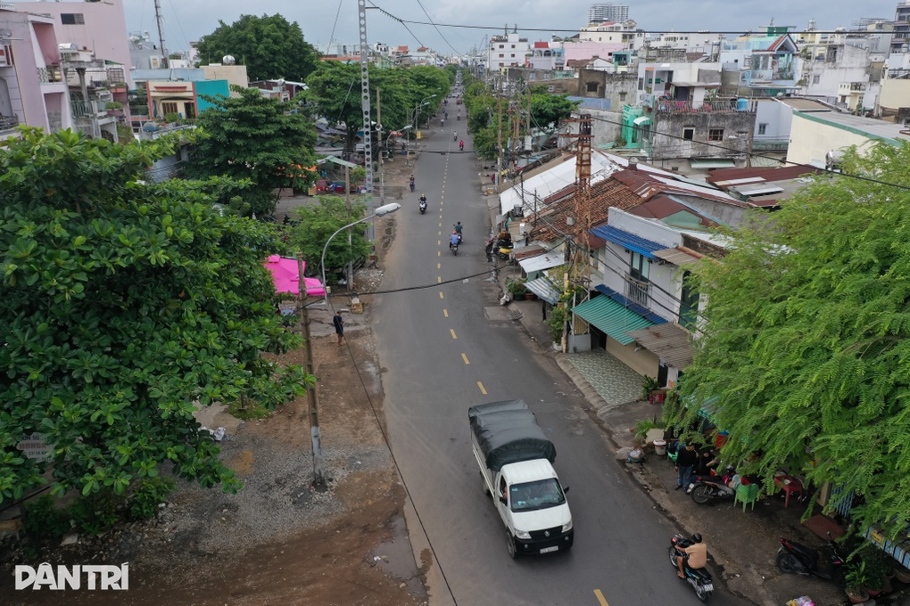 Chủ tịch TPHCM không hài lòng khi giải ngân đầu tư công chỉ tăng hơn 1% - 2 Chủ tịch TPHCM không hài lòng khi giải ngân đầu tư công chỉ tăng hơn 1% - 2