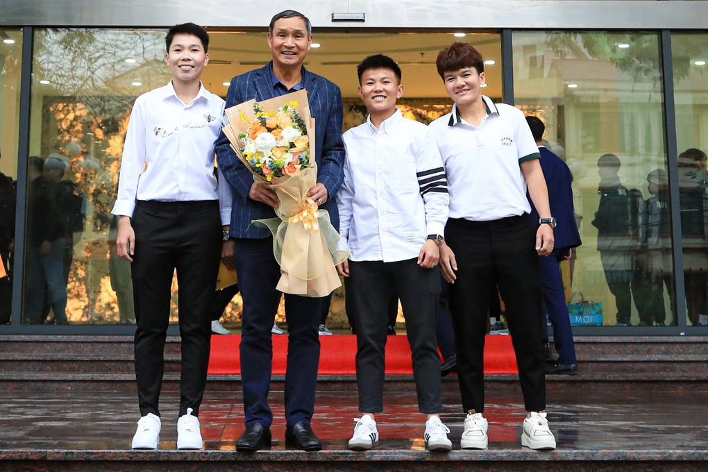 Quả bóng vàng nữ Kim Thanh gia nhập Thái Nguyên TT - 1 Quả bóng vàng nữ Kim Thanh gia nhập Thái Nguyên TT - 1