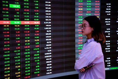 Lý do Bộ Tài chính muốn thu thuế ngay khi cổ đông nhận cổ tức chứng khoán