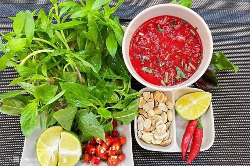 Liên tiếp ca nguy kịch, tử vong vì tiết canh: Cược mạng món ăn khoái khẩu - 1 Liên tiếp ca nguy kịch, tử vong vì tiết canh: Cược mạng món ăn khoái khẩu - 1