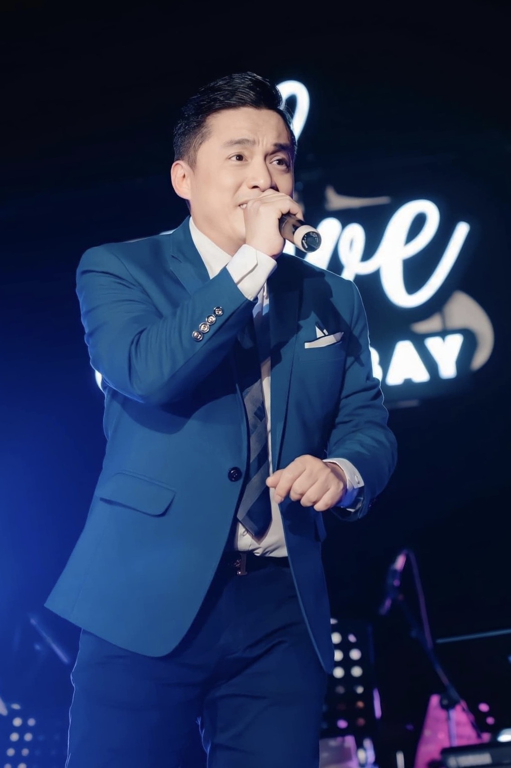 Lam Trường kể kỷ niệm với Đan Trường ở Mỹ, thẳng thắn về tin đồn đối đầu - 4 Lam Trường kể kỷ niệm với Đan Trường ở Mỹ, thẳng thắn về tin đồn đối đầu - 4