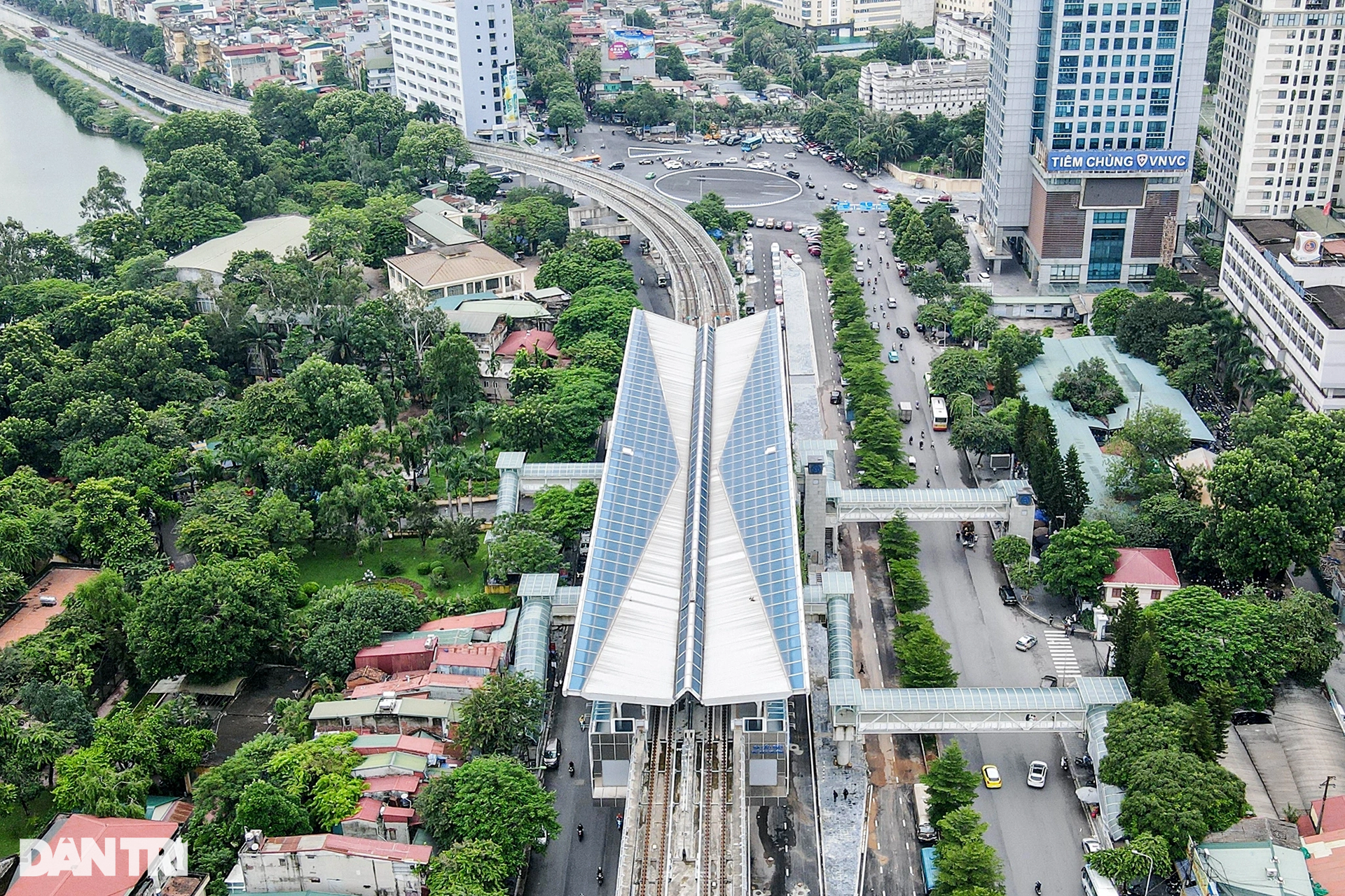 Cận cảnh nhà ga đặc biệt nhất tuyến đường sắt Nhổn - ga Hà Nội - 1 Cận cảnh nhà ga đặc biệt nhất tuyến đường sắt Nhổn - ga Hà Nội - 1