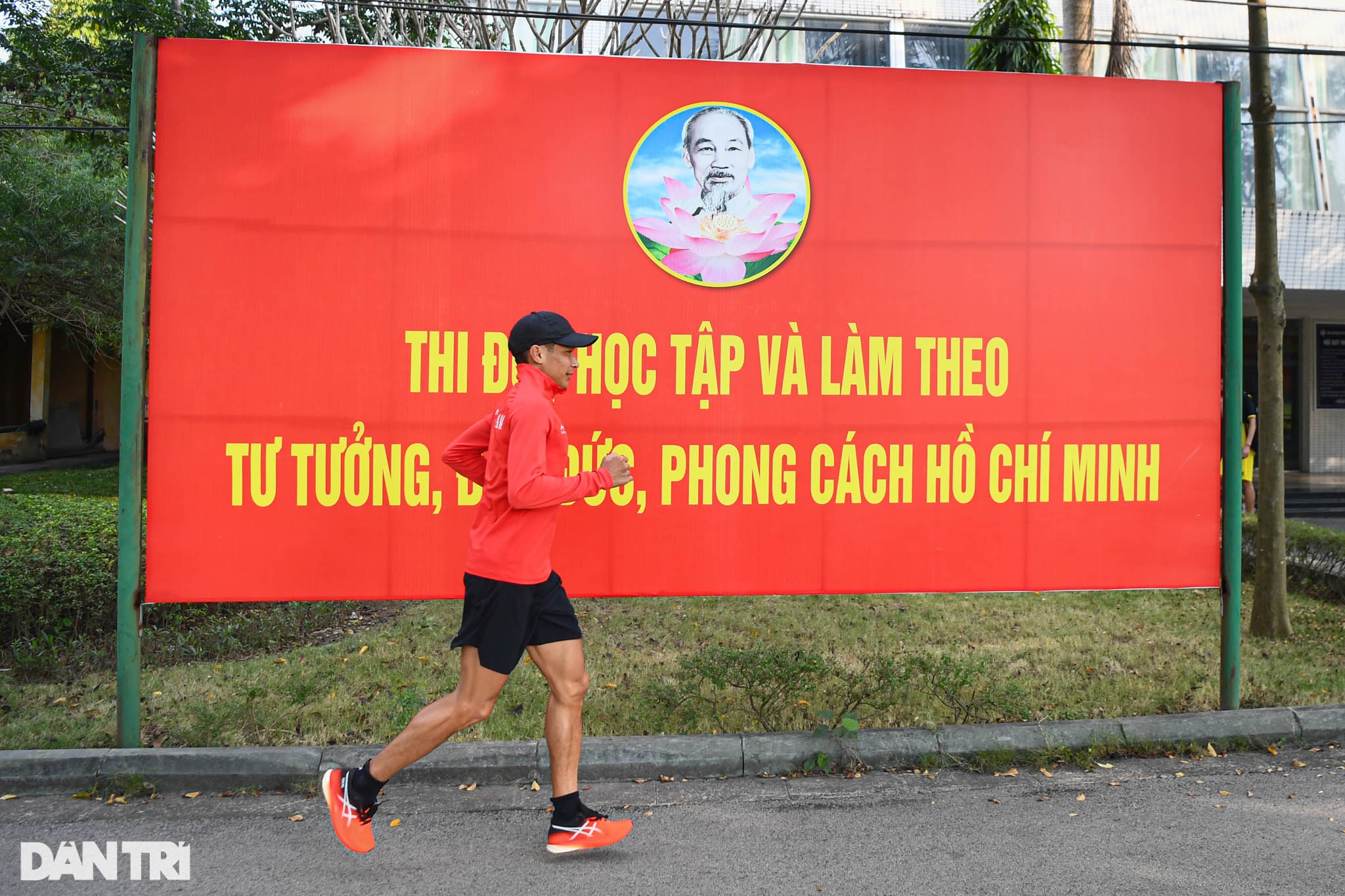 Vận động viên Nguyễn Văn Lai: Lão tướng hổ vàng của điền kinh Việt Nam - 16