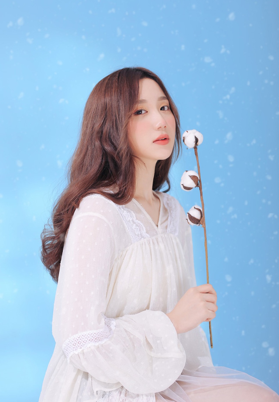 Nữ streamer sở hữu gương mặt đẹp hút hồn đốn tim người hâm mộ - 15 Nữ streamer sở hữu gương mặt đẹp hút hồn đốn tim người hâm mộ - 15