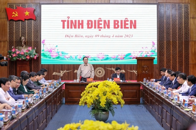 Thủ tướng Phạm Minh Chính phát biểu tại buổi làm việc với Ban Thường vụ Tỉnh ủy Điện Biên