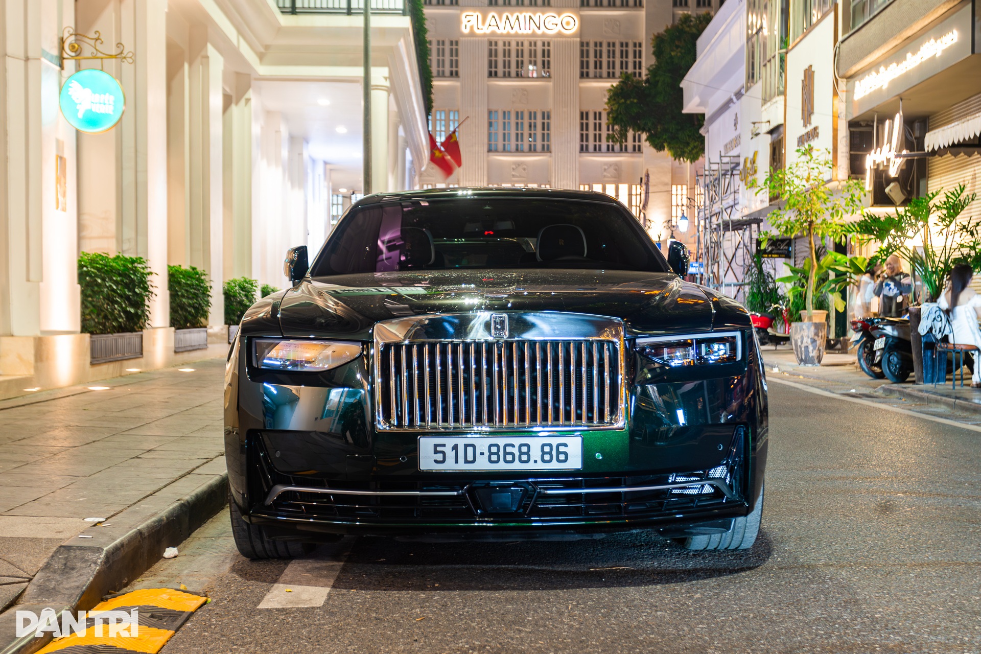 Rolls-Royce Ghost Series II đầu tiên Việt Nam, màu sơn đắt hơn 1 chiếc VF 3 - 6 Rolls-Royce Ghost Series II đầu tiên Việt Nam, màu sơn đắt hơn 1 chiếc VF 3 - 6