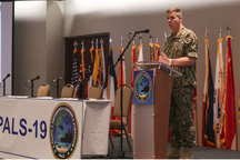 Treo cờ Đài Loan tại hội thảo phòng thủ, Mỹ có thể "chọc giận" Trung Quốc