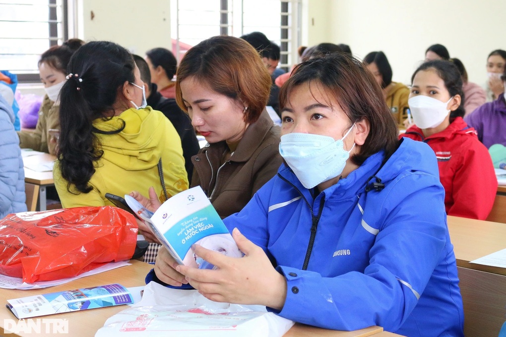 Đi du lịch nước ngoài 2 tháng khi thất nghiệp có được nhận trợ cấp? - 1 Đi du lịch nước ngoài 2 tháng khi thất nghiệp có được nhận trợ cấp? - 1