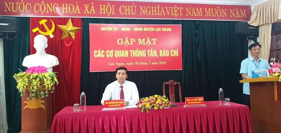 Hút chết trong cuộc “đánh vật” vượt quốc lộ 31 vào thủ phủ vải thiều - 4 Hút chết trong cuộc “đánh vật” vượt quốc lộ 31 vào thủ phủ vải thiều - 4