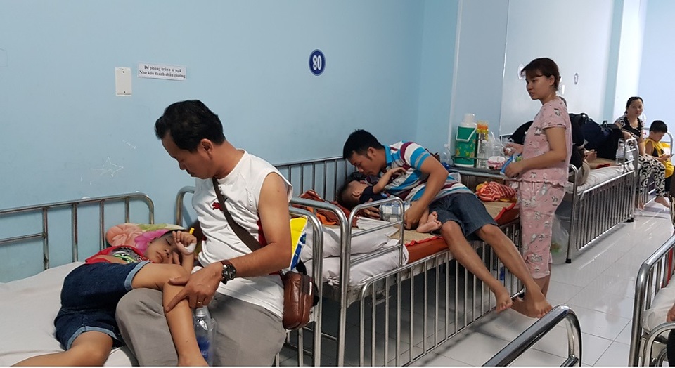 Ăn sáng món xôi gà, 108 học sinh nhập viện - 3 Ăn sáng món xôi gà, 108 học sinh nhập viện - 3