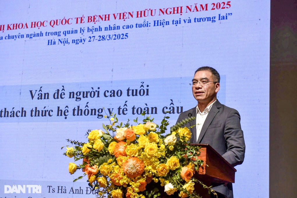 Người cao tuổi ở Việt Nam đối mặt gánh nặng bệnh tật kép - 3 Người cao tuổi ở Việt Nam đối mặt gánh nặng bệnh tật kép - 3