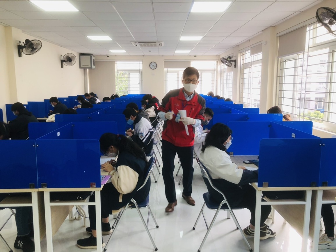 Hơn 1.000 thí sinh dự thi Đánh giá năng lực của ĐH Quốc gia Hà Nội - 3 Hơn 1.000 thí sinh dự thi Đánh giá năng lực của ĐH Quốc gia Hà Nội - 3