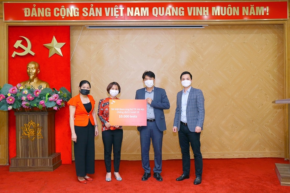 SK Việt Nam viện trợ thiết bị chẩn đoán virus SARS – CoV2 cho thành phố Hà Nội - 1 SK Việt Nam viện trợ thiết bị chẩn đoán virus SARS – CoV2 cho thành phố Hà Nội - 1