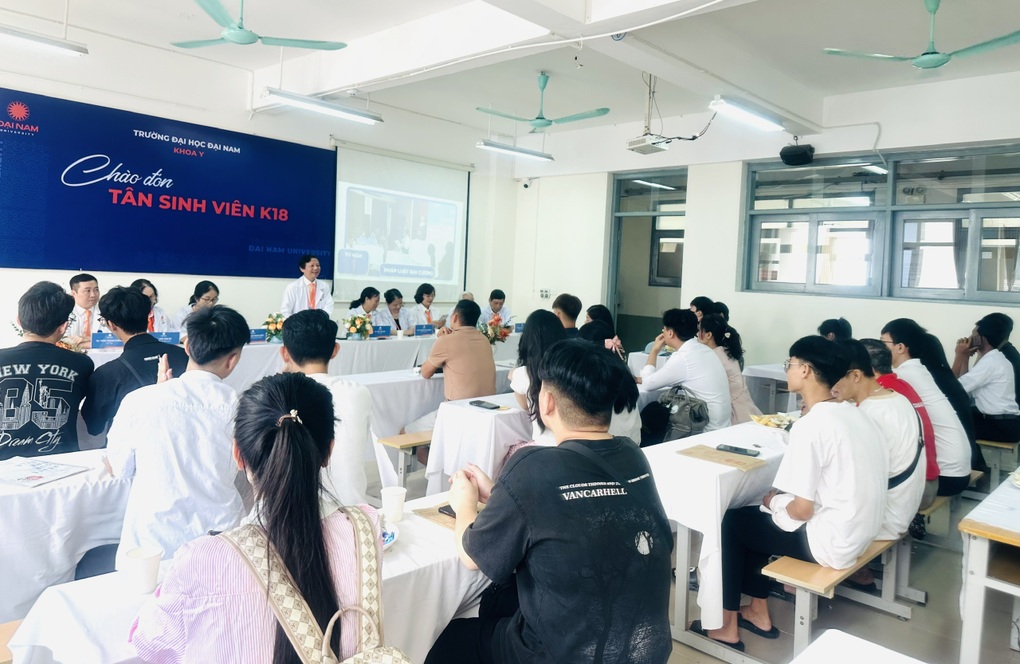 Đại học Đại Nam đón 6.000 tân sinh viên, tiếp tục nhận hồ sơ nhiều ngành học - 5 Đại học Đại Nam đón 6.000 tân sinh viên, tiếp tục nhận hồ sơ nhiều ngành học - 5