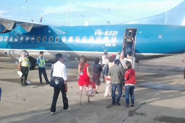 Cà Mau: "Cấm" cán bộ đi nước ngoài bằng tiền doanh nghiệp