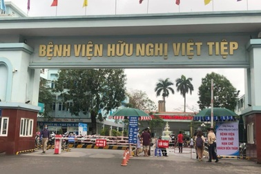 Ca Covid-19 vào gặp bác sĩ, hơn 2.000 nhân viên, bệnh nhân phải xét nghiệm