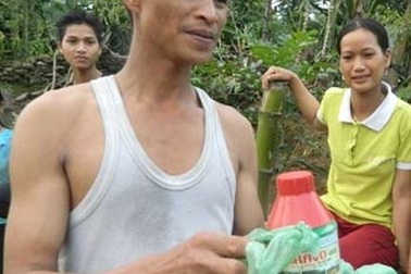 Quảng Ngãi: Thêm nhiều người bị ngộ độc thuốc bảo vệ thực vật