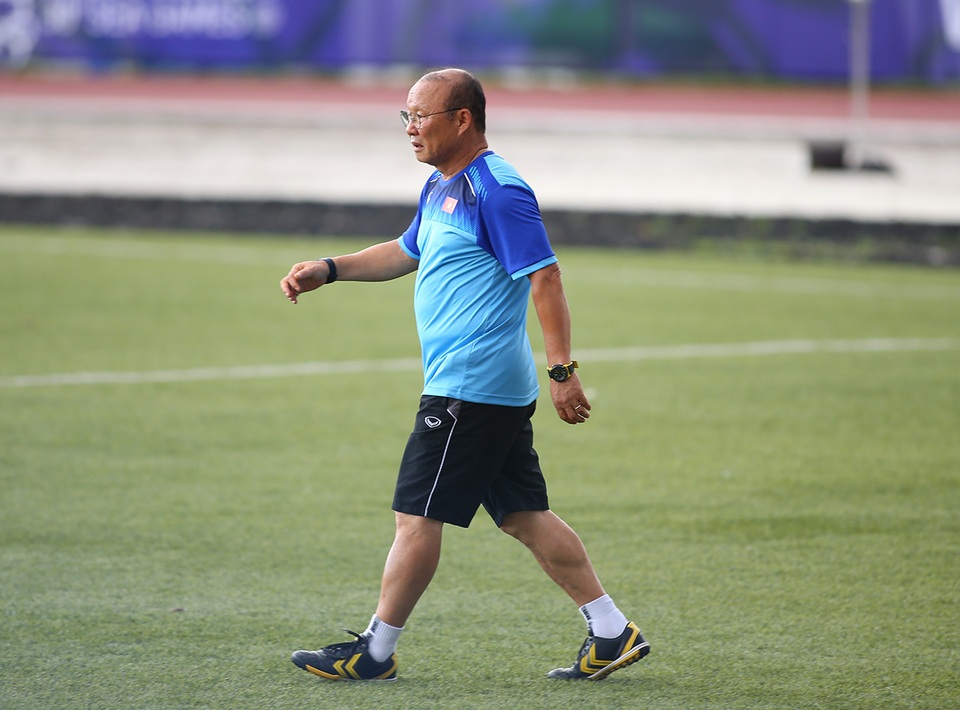 Đấu U22 Brunei, HLV Park Hang Seo vẫn đau đầu tính kế - 6 Đấu U22 Brunei, HLV Park Hang Seo vẫn đau đầu tính kế - 6