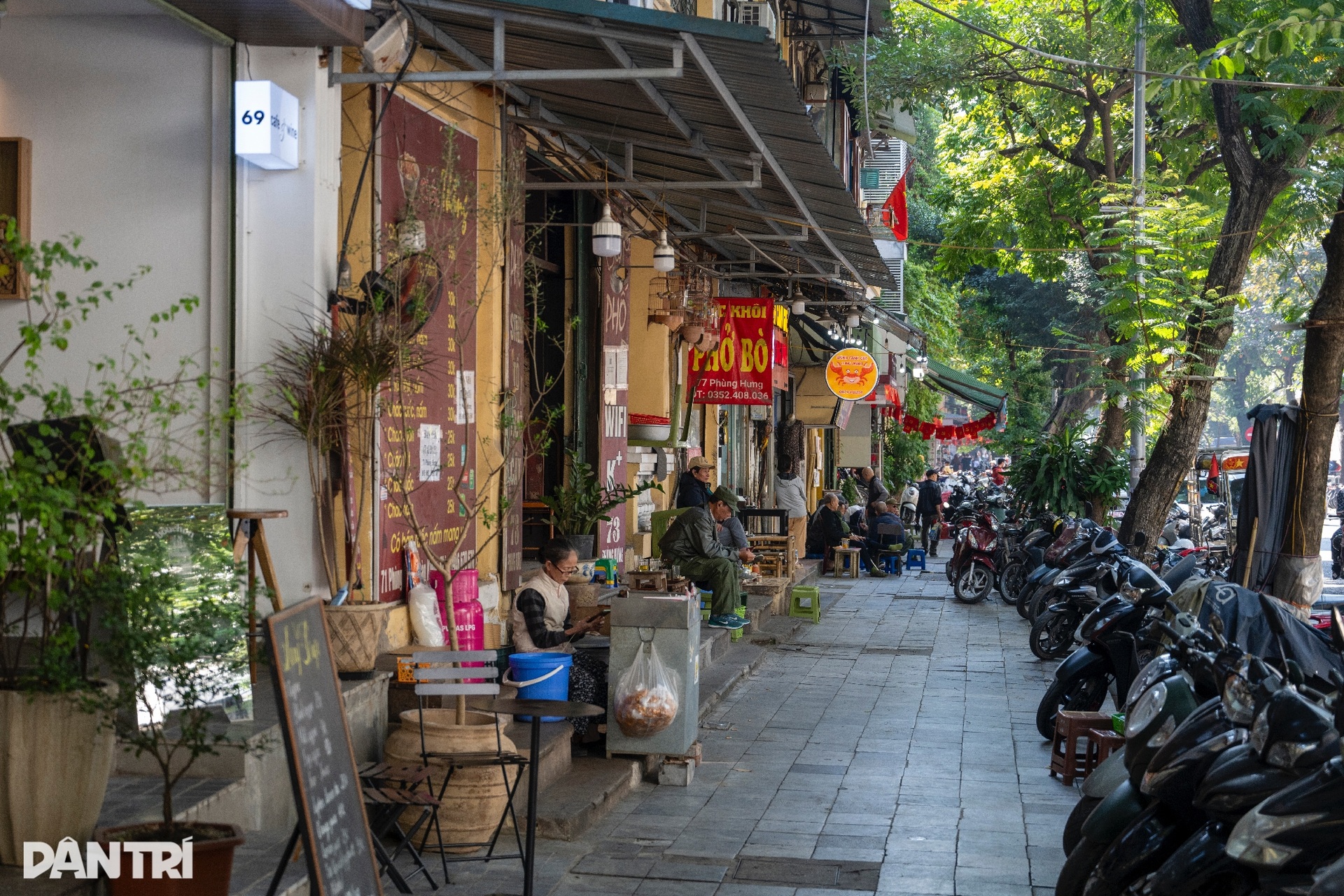 Công an Hà Nội ra quân dẹp vỉa hè, thí điểm mô hình phường kiểu mẫu - 8