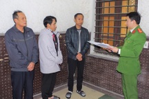 Hà Nam: Bắt giữ 3 đối tượng bán giấy khám sức khỏe giả