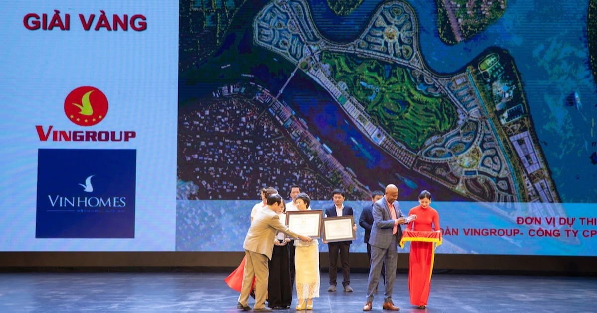 Vinhomes Royal Island nhận giải vàng về quy hoạch: Điểm đến mới của giới chuyên gia, nhà đầu tư