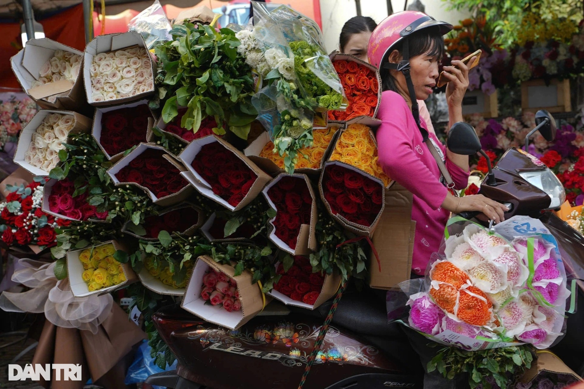 Những người phụ nữ không việc làm - 1 Những người phụ nữ không việc làm - 1