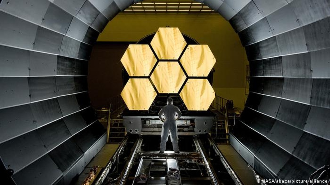 NASA công bố hình ảnh đầu tiên từ Kính viễn vọng Không gian James Webb - 3 NASA công bố hình ảnh đầu tiên từ Kính viễn vọng Không gian James Webb - 3