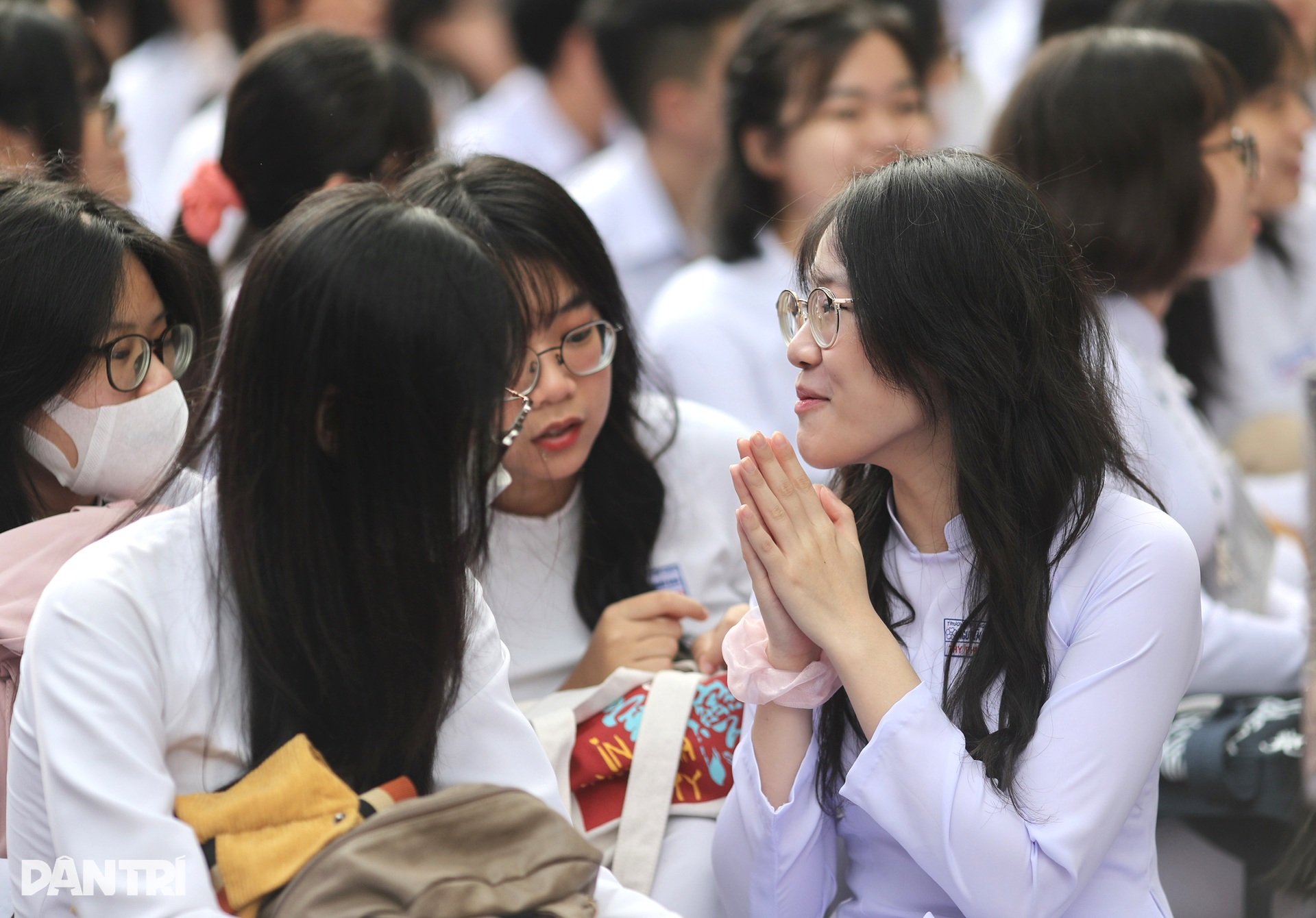 Hơn 1,7 triệu học sinh TPHCM hân hoan khai giảng năm học mới - 6 Hơn 1,7 triệu học sinh TPHCM hân hoan khai giảng năm học mới - 6