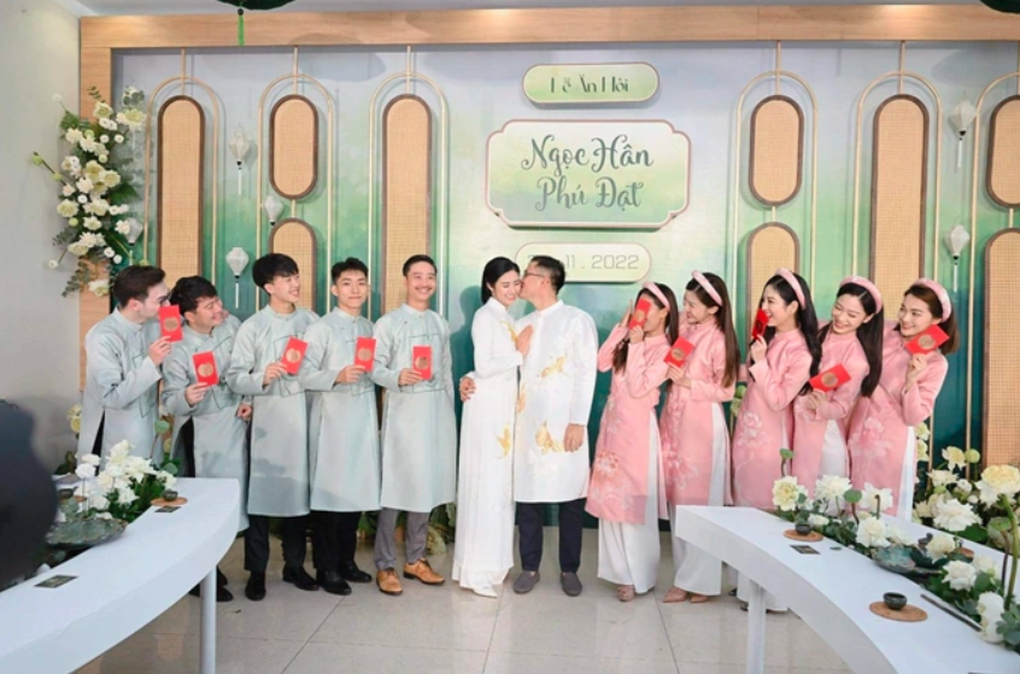 Hoa hậu Ngọc Hân lần đầu tiết lộ điều ít ai biết về chồng kém tuổi - 2 Hoa hậu Ngọc Hân lần đầu tiết lộ điều ít ai biết về chồng kém tuổi - 2