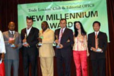 DN Việt Nam đoạt Giải thưởng vàng của châu Âu