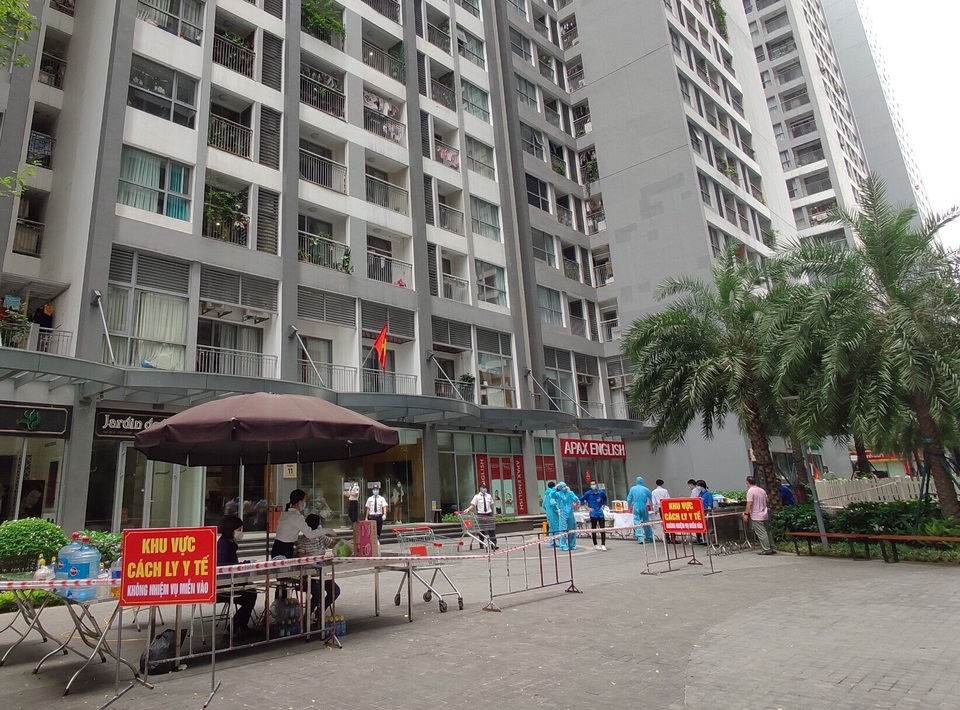 Hà Nội gỡ lệnh phong tỏa tòa Park 11 - Times City - 1 Hà Nội gỡ lệnh phong tỏa tòa Park 11 - Times City - 1