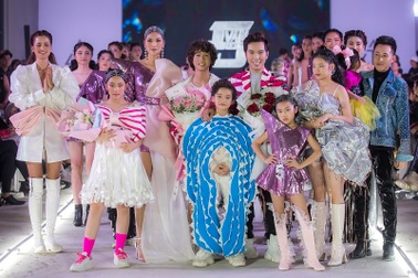 Léman Luxury trở thành sàn catwalk “sang chảnh”