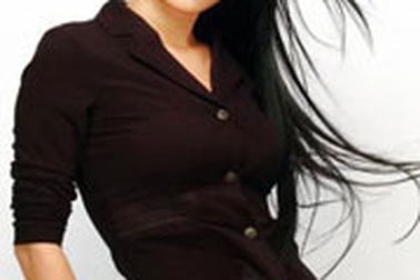 Thân Thuý Hà: Đóng phim không thể chạy show như thời trang!