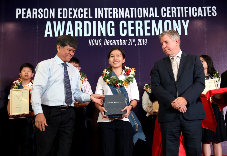 Học sinh Việt đạt điểm cao nhất toàn thế giới môn Toán THCS chứng chỉ Pearson Edexcel - 2 Học sinh Việt đạt điểm cao nhất toàn thế giới môn Toán THCS chứng chỉ Pearson Edexcel - 2