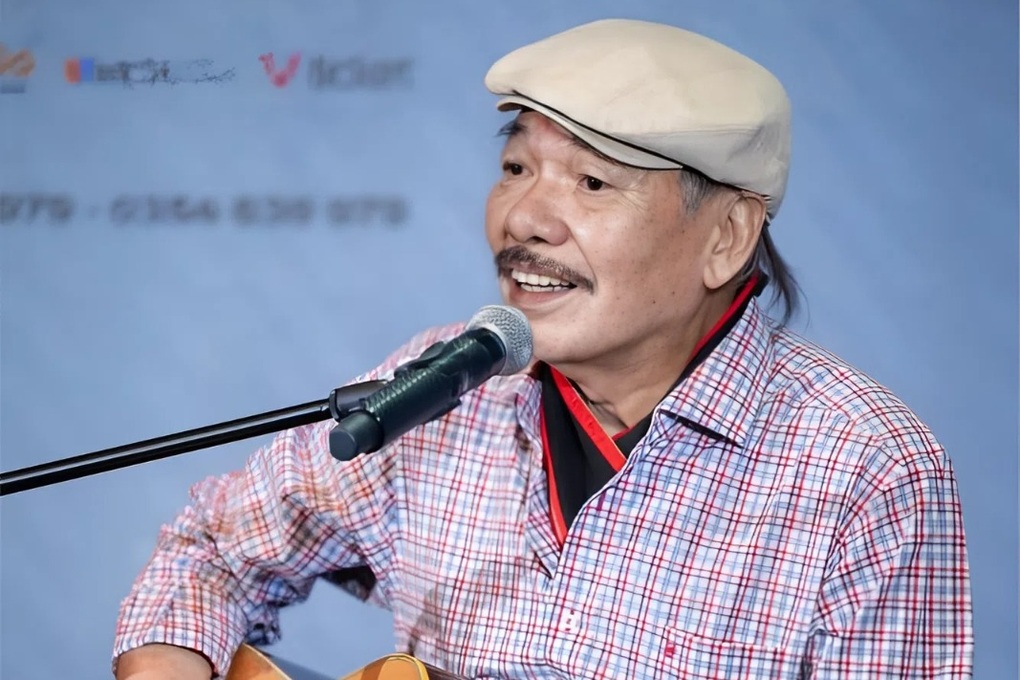 Nhạc sĩ Trần Tiến 5 năm vượt ung thư, sống kín tiếng bên vợ tào khang - 1 Nhạc sĩ Trần Tiến 5 năm vượt ung thư, sống kín tiếng bên vợ tào khang - 1