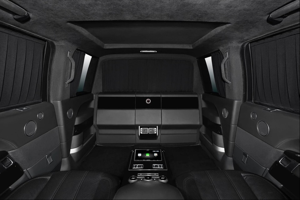 Nhà độ Klassen biến Range Rover SVAutobiography thành pháo đài di động - 8 Nhà độ Klassen biến Range Rover SVAutobiography thành pháo đài di động - 8