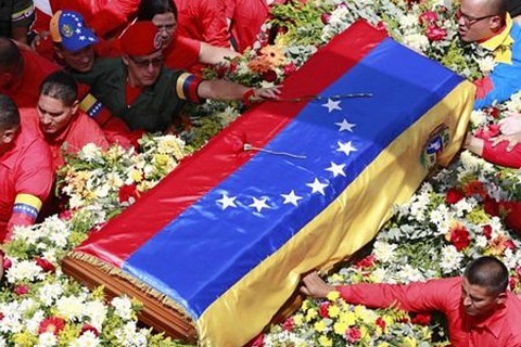 “Biển người” rước linh cữu cố Tổng thống Chavez