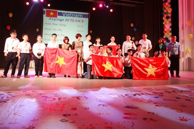 Đoàn Việt Nam đứng thứ 2 tại kỳ thi toán quốc tế BIMC 