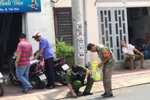 Nam thanh niên đâm “người tình” lớn tuổi