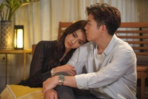 Bắt gặp vợ "cắm sừng" nhiều lần, tôi vẫn không dám làm một điều