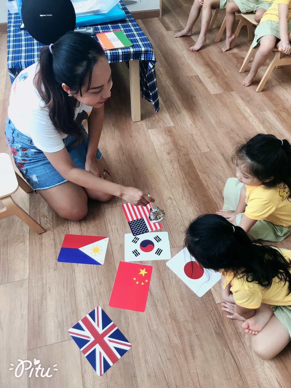 MC Đỗ Phương Thảo chia sẻ bí quyết giúp con nhỏ đọc sách tiếng Anh - 1 MC Đỗ Phương Thảo chia sẻ bí quyết giúp con nhỏ đọc sách tiếng Anh - 1